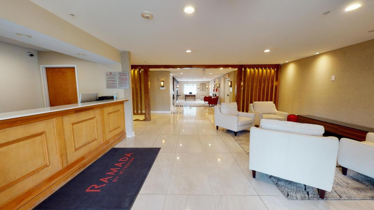 Ramada By Wyndham Strasburg - Shenandoah Valley Eksteriør bilde