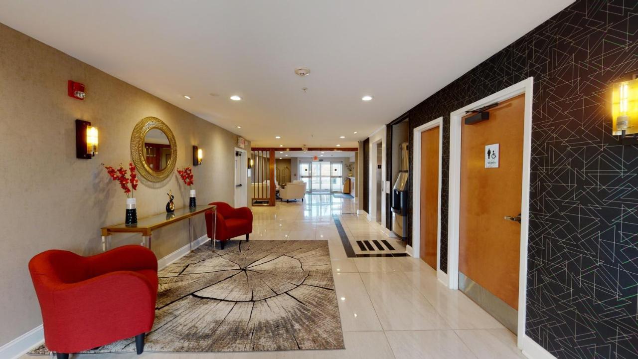 Ramada By Wyndham Strasburg - Shenandoah Valley Eksteriør bilde