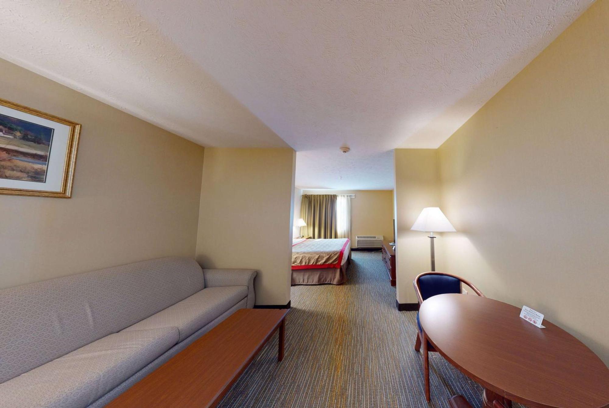 Ramada By Wyndham Strasburg - Shenandoah Valley Eksteriør bilde