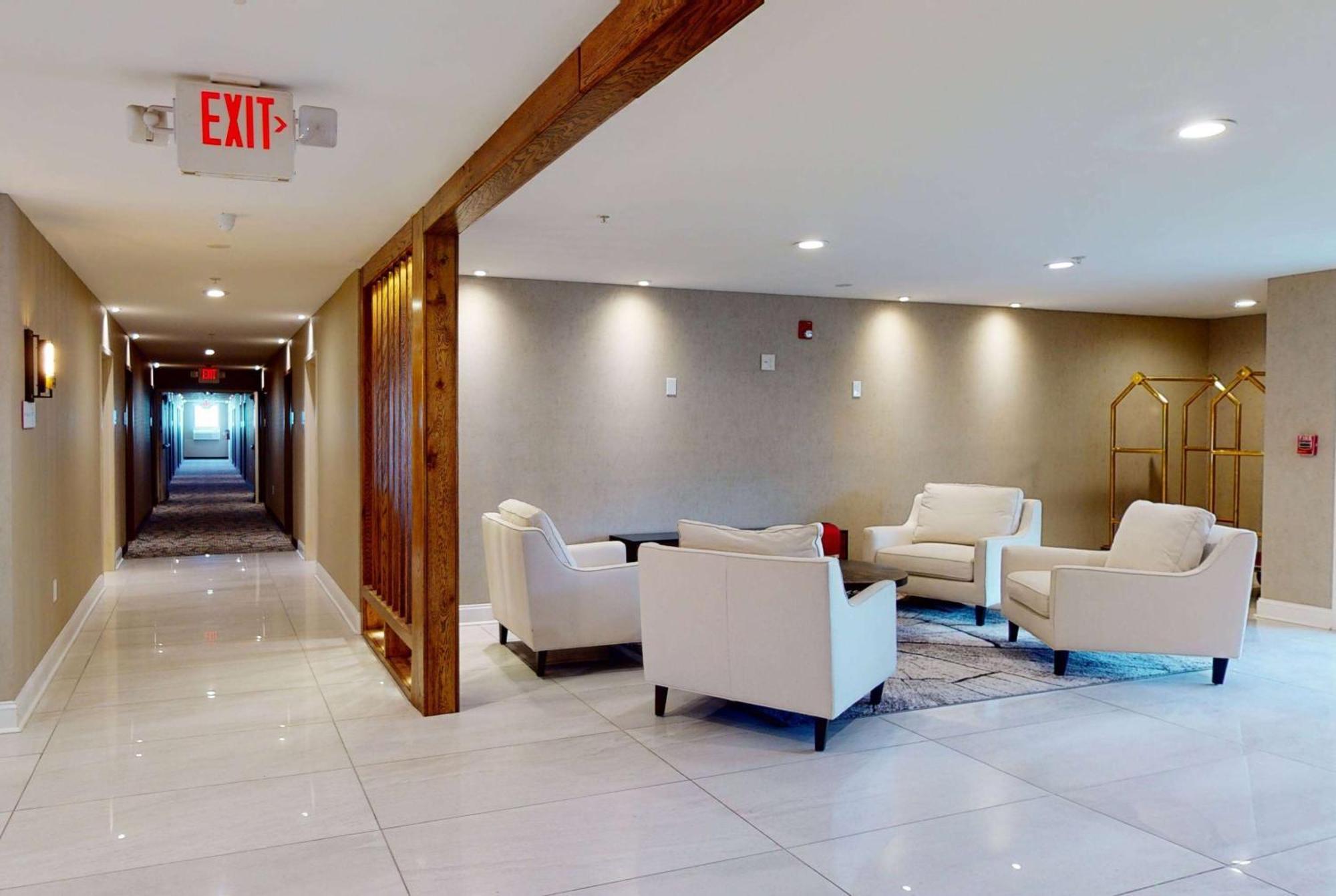 Ramada By Wyndham Strasburg - Shenandoah Valley Eksteriør bilde